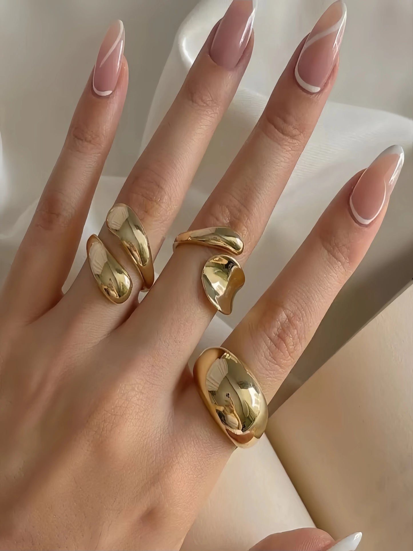 2025 New 6PCS Punk-Style Alloy Electroplated Irregular Exaggerated Flower Ring for Women Elegant Baroque Limited Pearl Ring Jewe