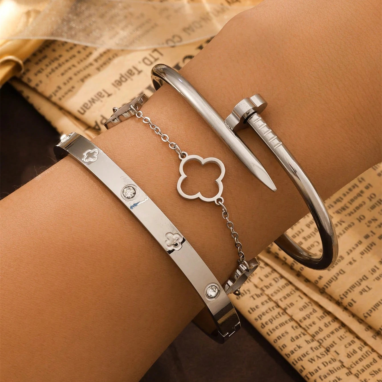 3PCS French Lucky Clover Women'S Bracelet Set High Quality Stainless Steel INS Hot Selling Bracelet Charm Feeling Jewelry Gift